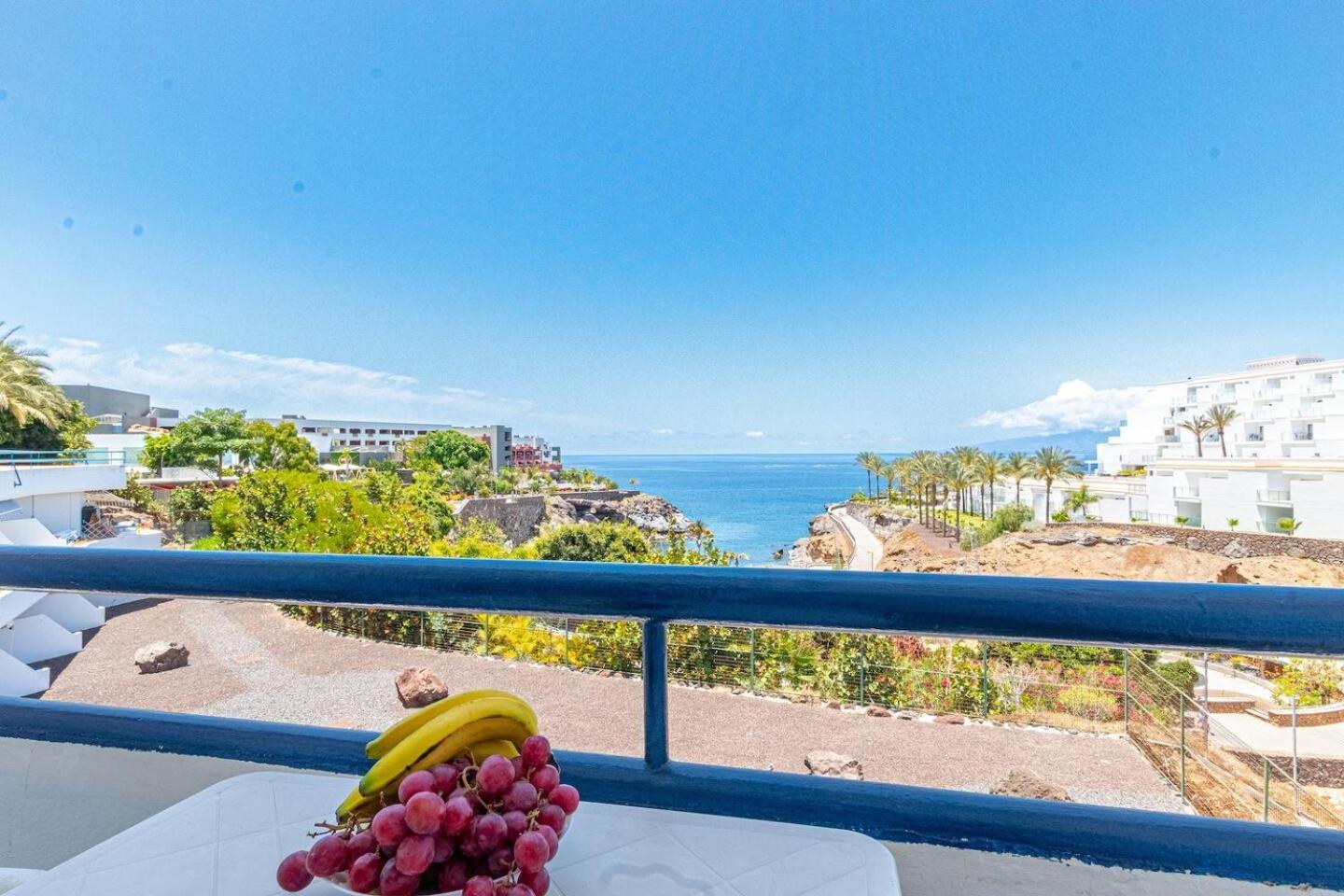 Oceanfront Paraiso Apt By Dream Homes Tenerife Плайя-Параисо Экстерьер фото